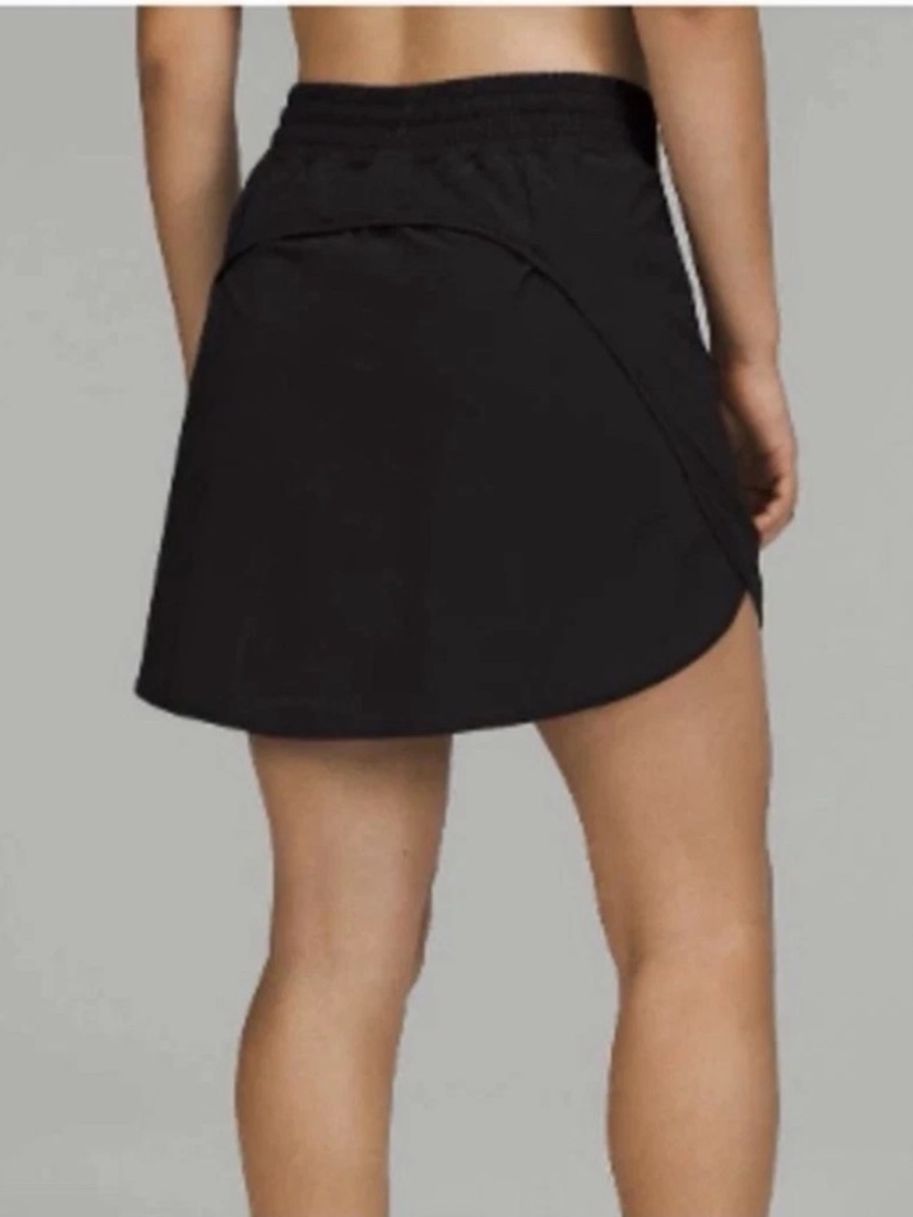 Lululemon Black Hotty Hot High-Rise Mini Skirt - Size 8